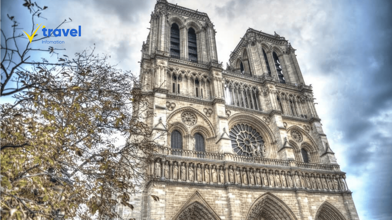 Chiêm ngưỡng Nhà thờ Đức Bà Paris sau khi trùng tu