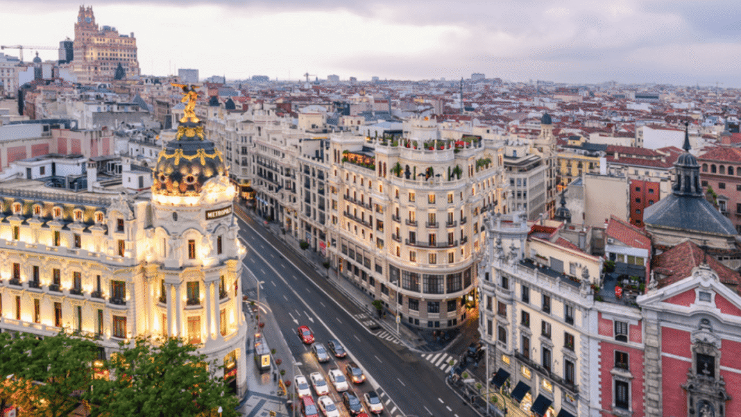 Thủ Đô Madrid Sầm Uất