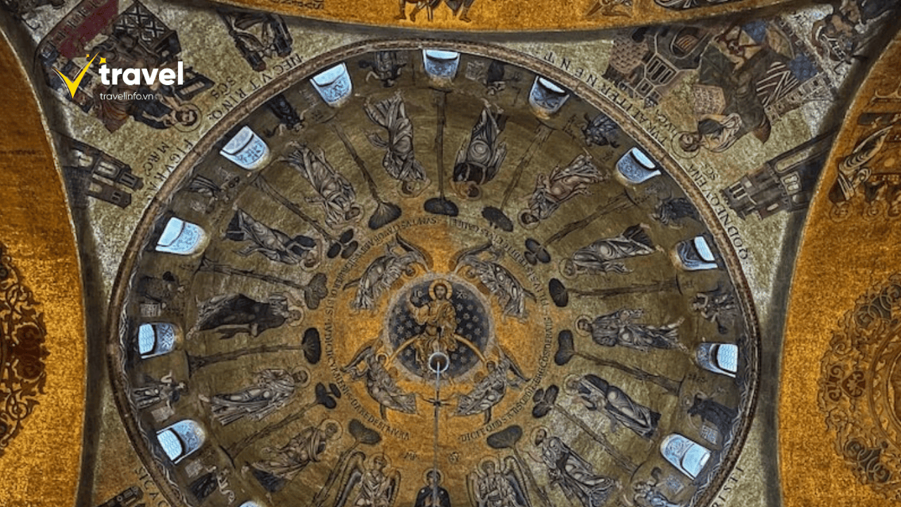 Vương Cung Thánh Đường St. Mark's