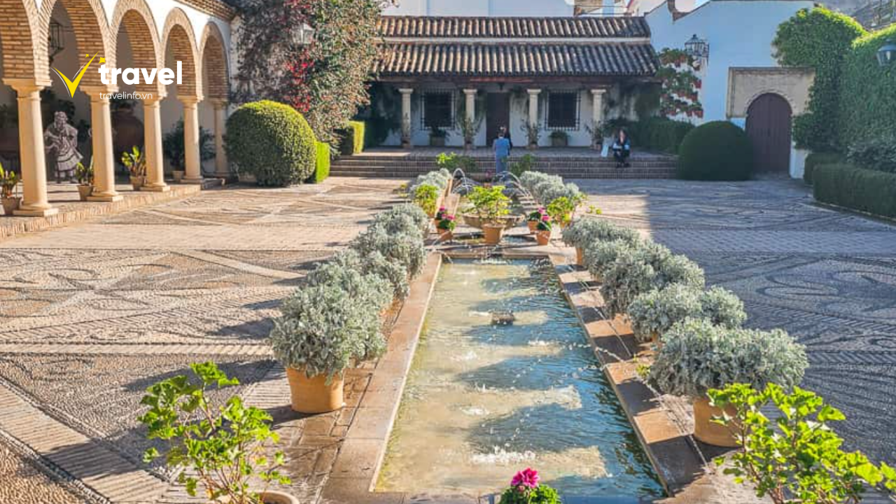 Cung Điện Viana (Palacio de Viana)