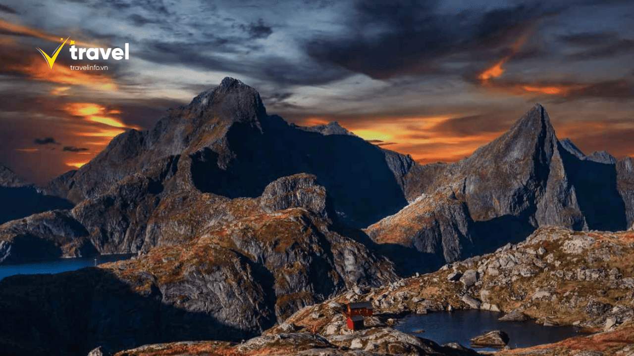 Hành trình đến Hồ địa nhiệt Askja Caldera