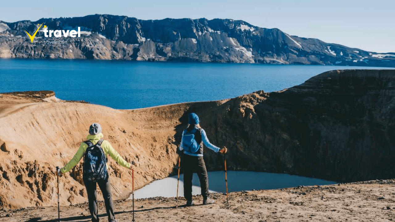 Du Lịch Askja Caldera