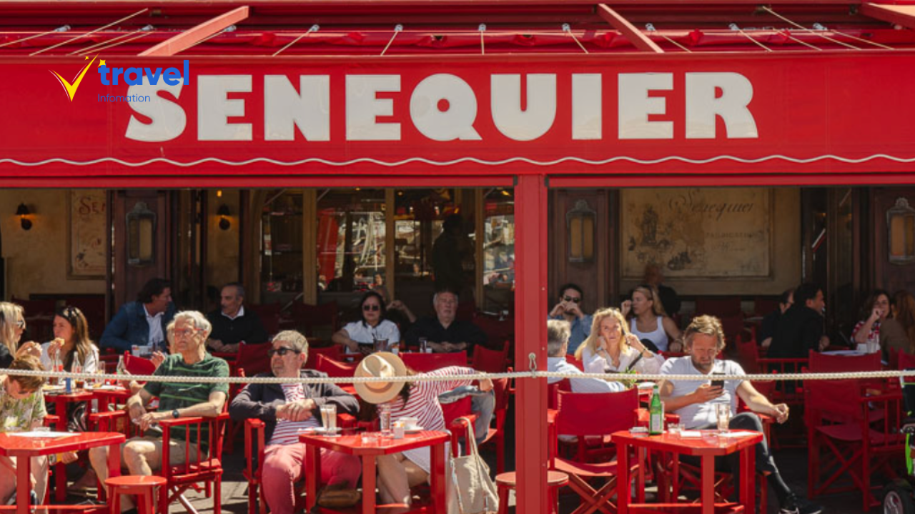 Cà Phê Tại Café Sénéquier