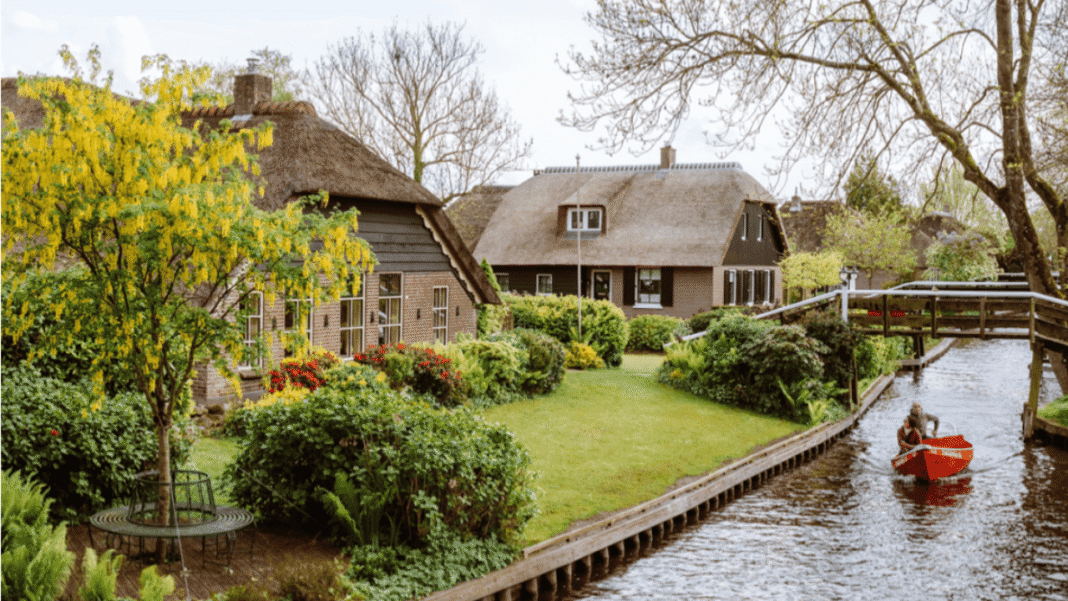 Ngôi Làng Giethoorn, Afsluitdijk Và Zaanse Schans