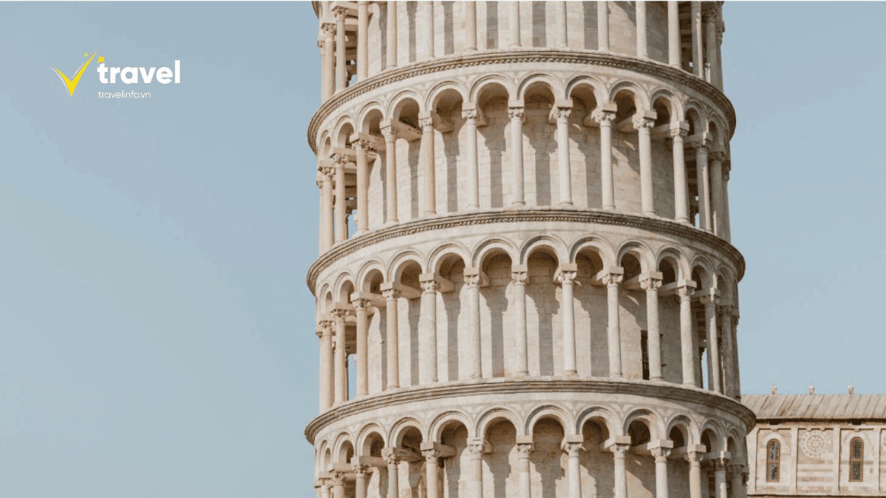Ngắm nhìn tháp nghiêng Pisa với cự li gần 