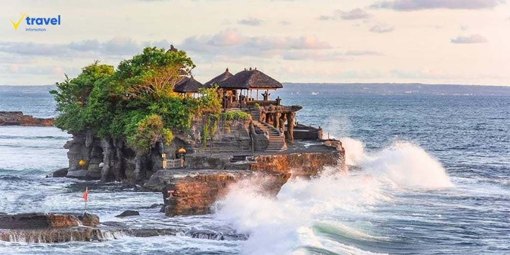 Tanah Lot – Biểu tượng tâm linh giữa biển khơi