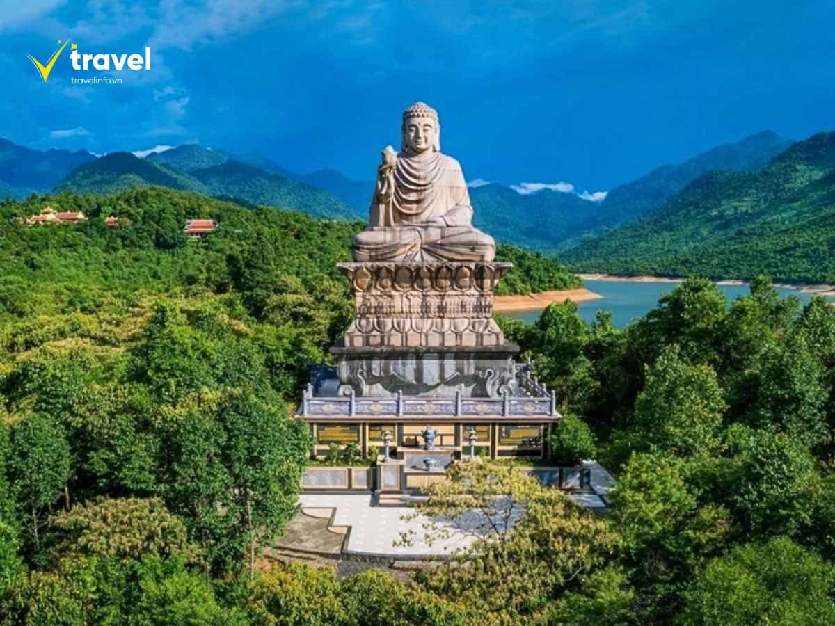 Khám Phá 15 Địa Điểm Du Lịch Thừa Thiên Huế Hấp Dẫn Bậc Nhất