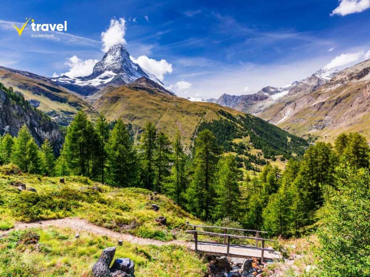Khám phá Ngọn núi Matterhorn