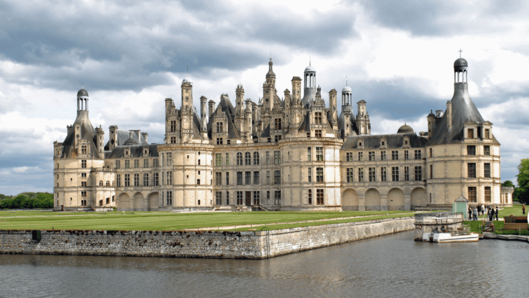 Lâu Đài Chateau de Chambord