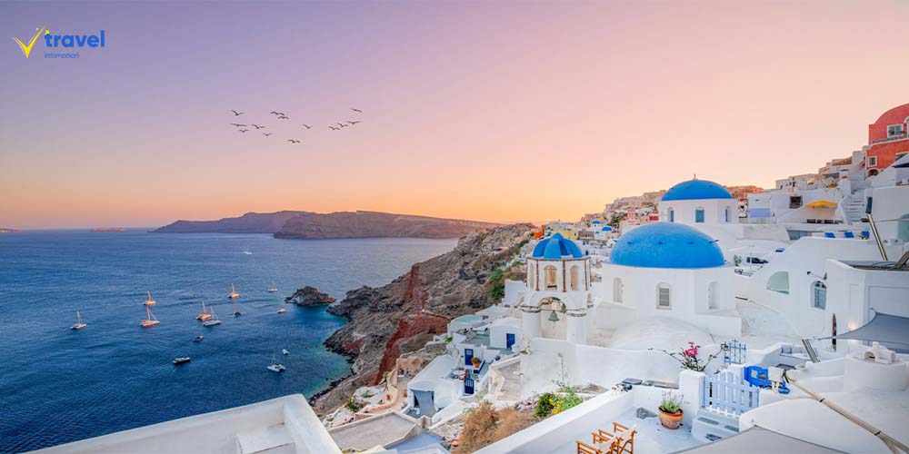 Đảo Santorini - Hòn Đảo Cho Tín Đồ Sống Ảo