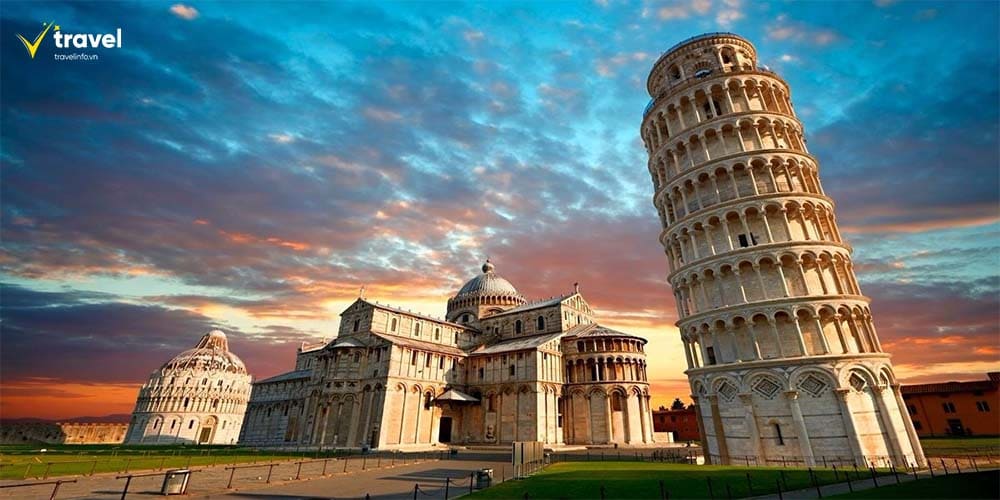 Pisa – Tháp nghiêng nổi tiếng