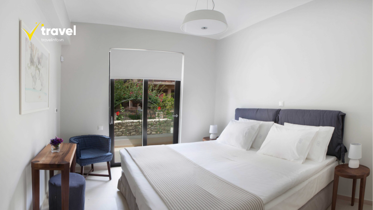 Irida Hotel (3 sao)