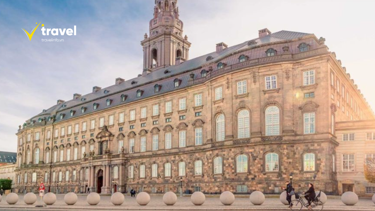 Lâu Đài Rosenborg