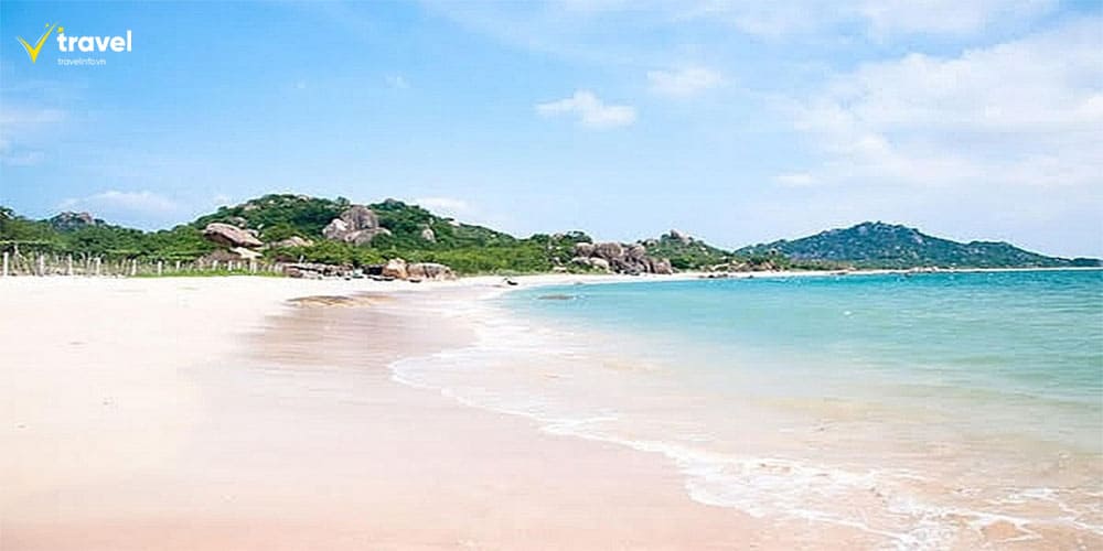 Bãi biển Vàn Chảy – Hoang sơ và đầy sức sống