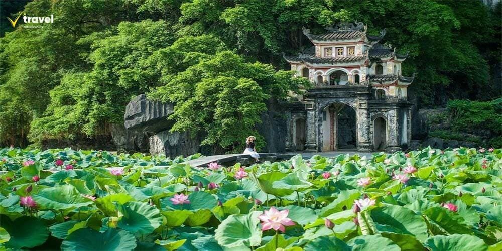 Bích Động: Chốn linh thiêng giữa lưng trời