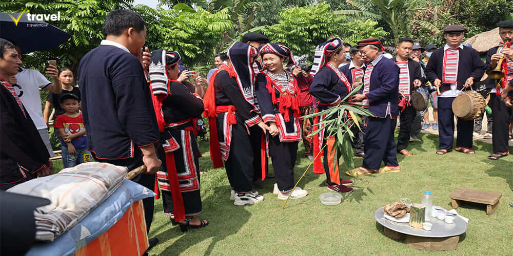 Khám phá văn hóa người Dao đỏ bản địa
