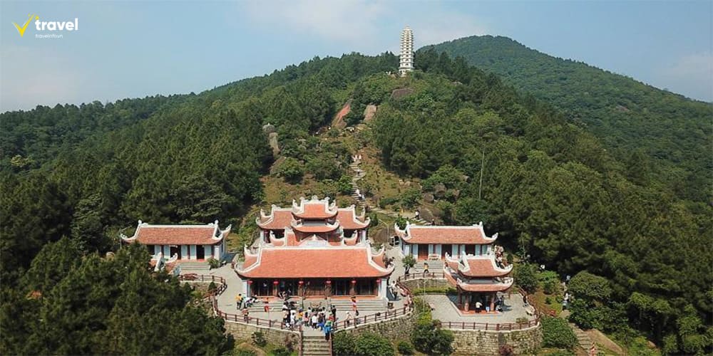 Kiến trúc và cảnh quan Chùa Hương Tích
